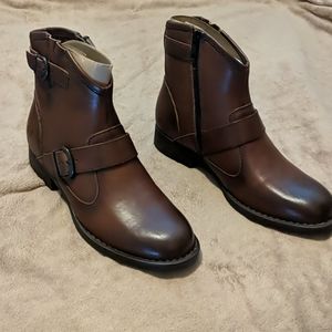 Born Regis Brown (Cognac) Ankle Boot Size 6.5